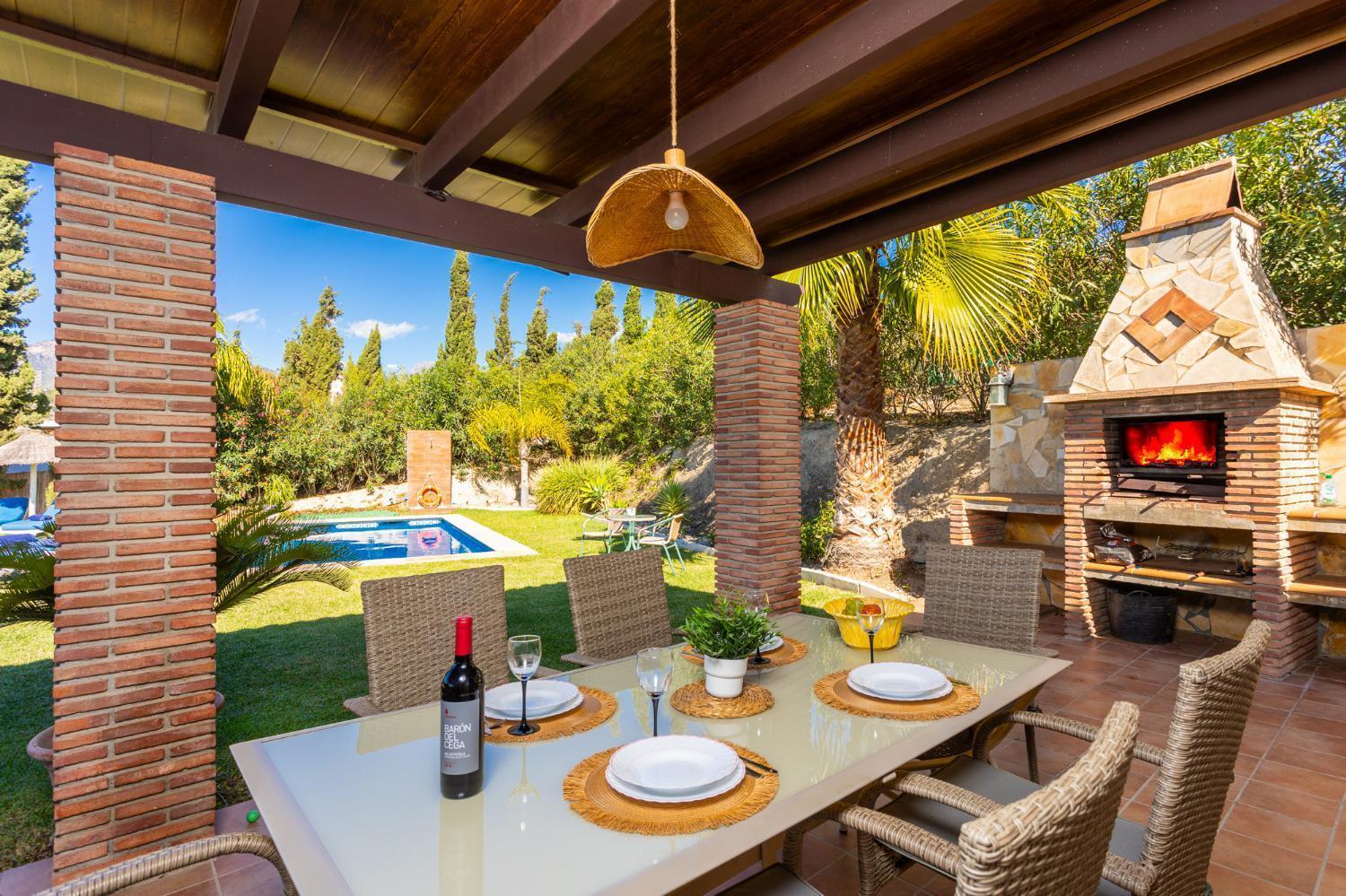 Villa Loli Imaroga One Nerja Exterior photo